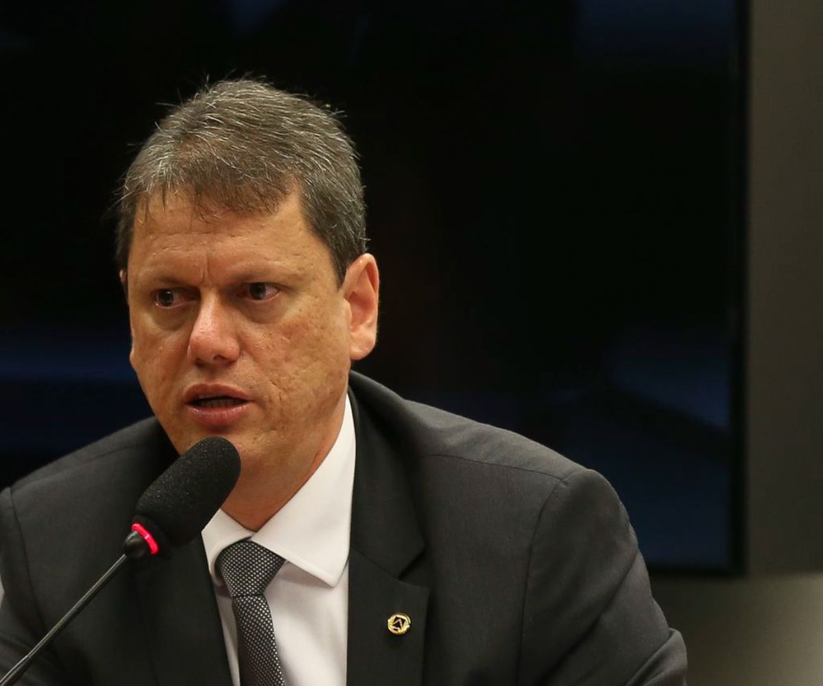 Ministro prevê mais de R 1 trilhão em contratação em infraestrutura