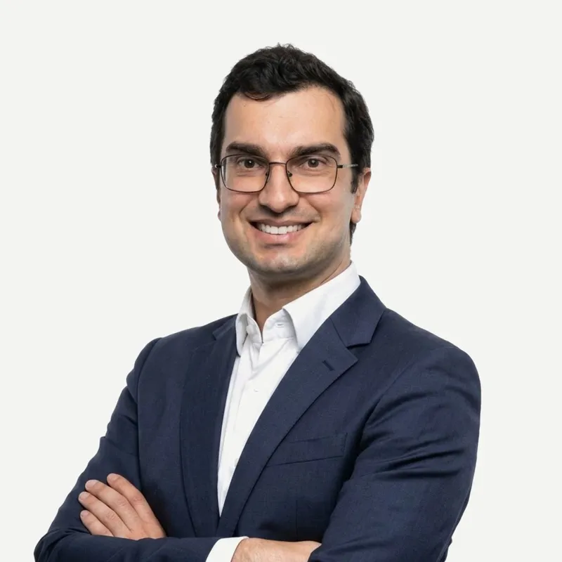Gabriel Chueke, CLO · Legal Director
