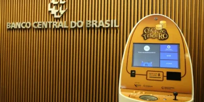 Concessões de crédito caem 3,9% e somam R$ 299,3 bilhões em julho, diz BC