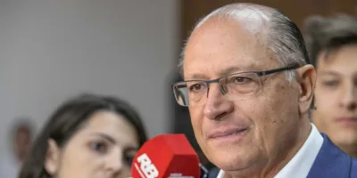 Resumo da quarta-feira em política e negócios: Alckmin no JN, 5a rodada do pré-sal