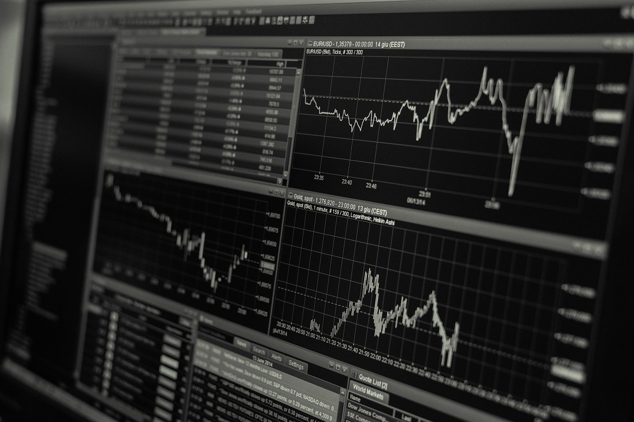 Ibovespa encerra semana com alta de mais de 1%