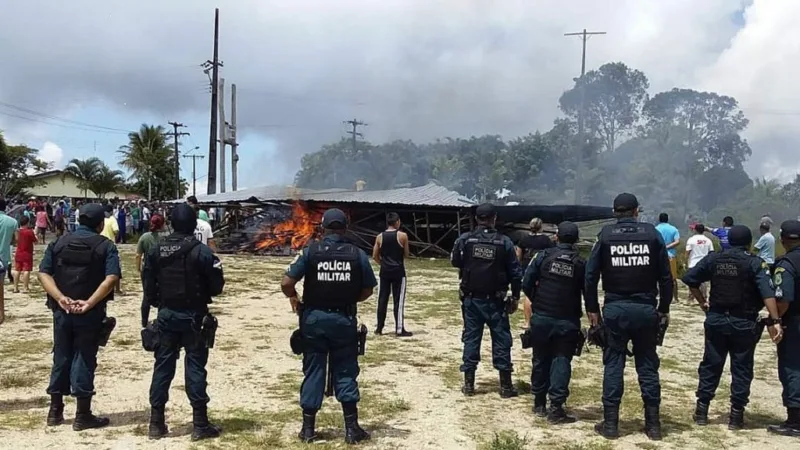 Exército e venezuelanos entram em confronto na fronteira do Brasil