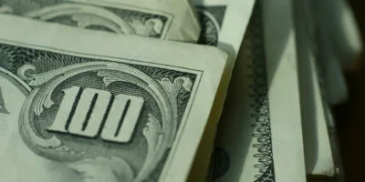 Economistas esperam PIB menor e taxa de câmbio maior para 2018