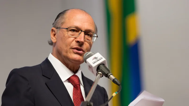 Alckmin: “O PT já está no segundo turno”