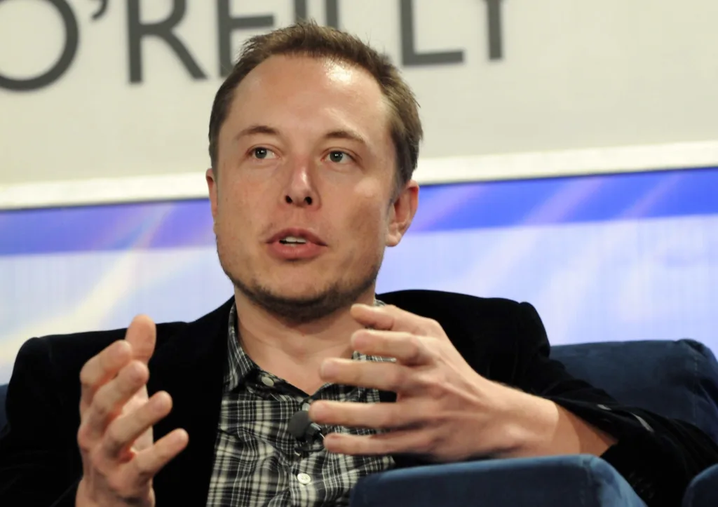 Elon Musk ultrapassa Warren Buffett na lista de bilionários do mundo
