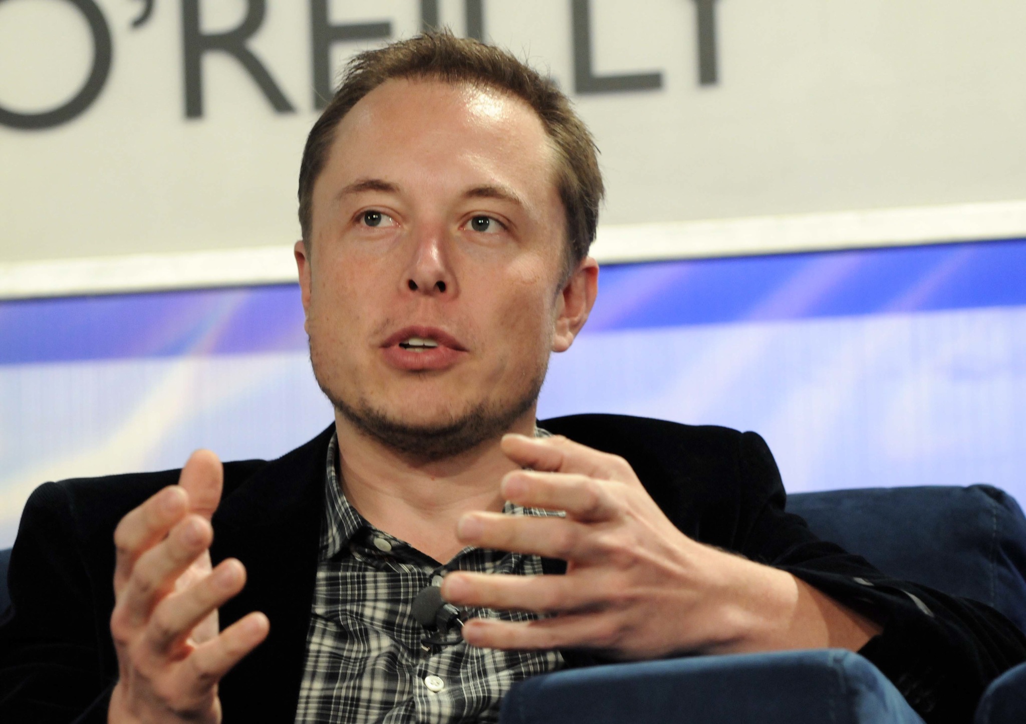 Elon Musk nomeia desconhecido como diretor financeiro da Tesla