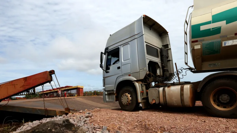 Após aumento do diesel, tabela de fretes é reajustada