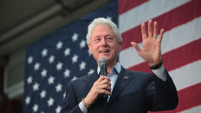 Bill Clinton: “não desistam do Brasil”