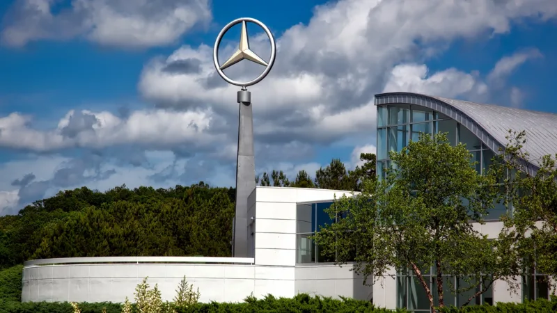 Mercedes-Benz vai demitir 3,6 mil funcionários da fábrica do ABC paulista