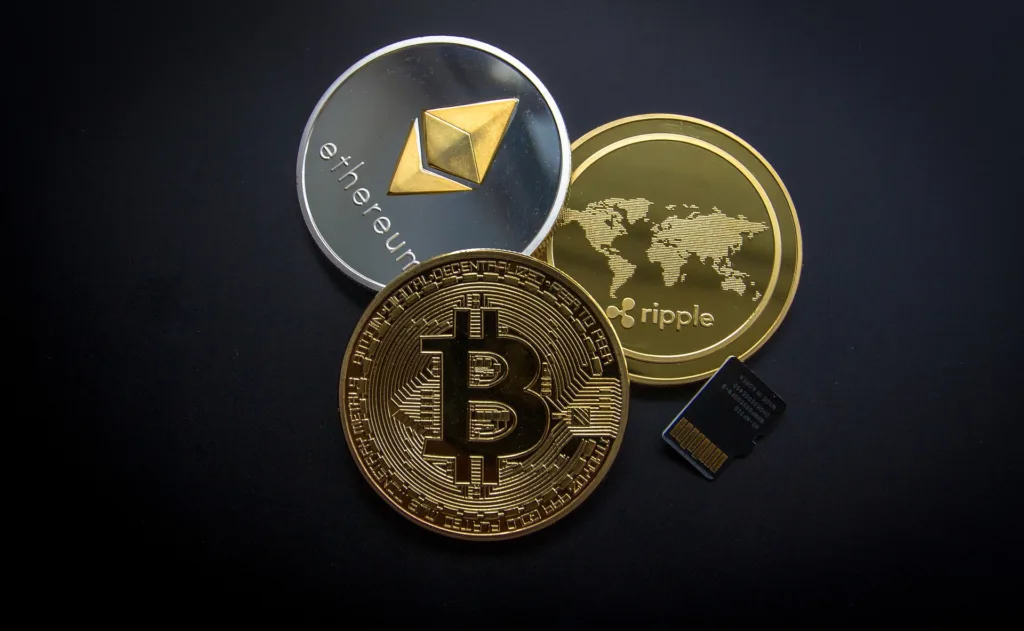 Criptomoedas movimentam R$ 14 bilhões em declarações à Receita