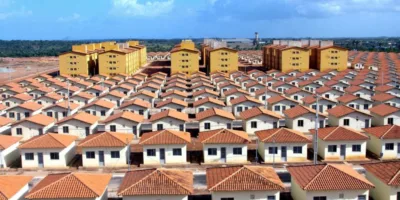 MRV tem alta com otimismo no setor imobiliário; Ibovespa cai e dólar sobe