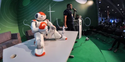 Robôs serão maioria no mercado de trabalho em 2025, afirma estudo