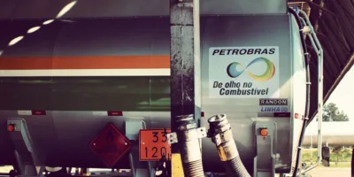 Petrobras aumentará preço de venda da gasolina para refinarias amanhã