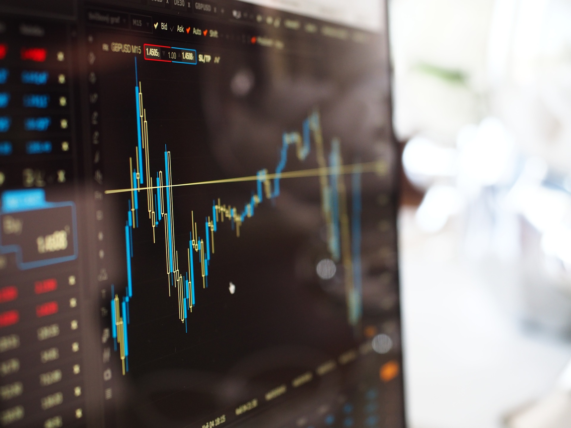 Ibovespa tem queda de mais de 2%; ações da Vale despencam 24%