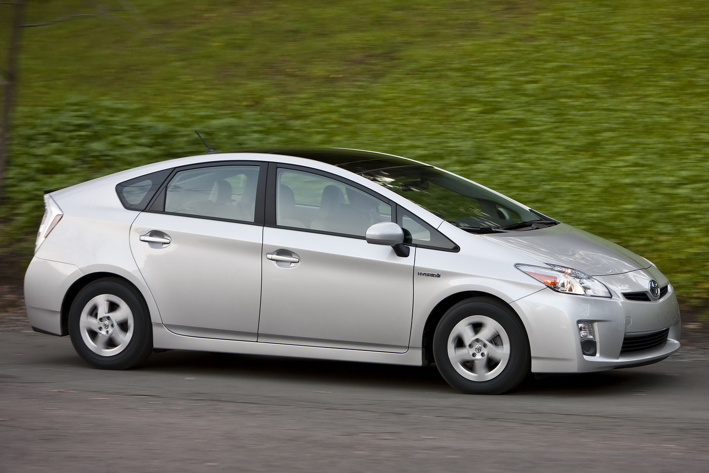 Toyota fará recall em mais de 2 milhões de carros híbridos