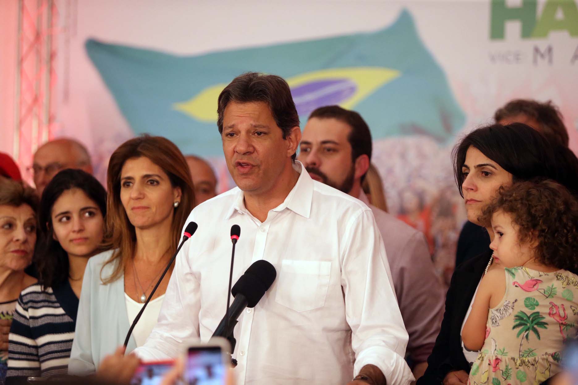 Fernando Haddad deseja sorte a Jair Bolsonaro por meio de rede social