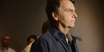 TSE abre investigação sobre campanha de Bolsonaro