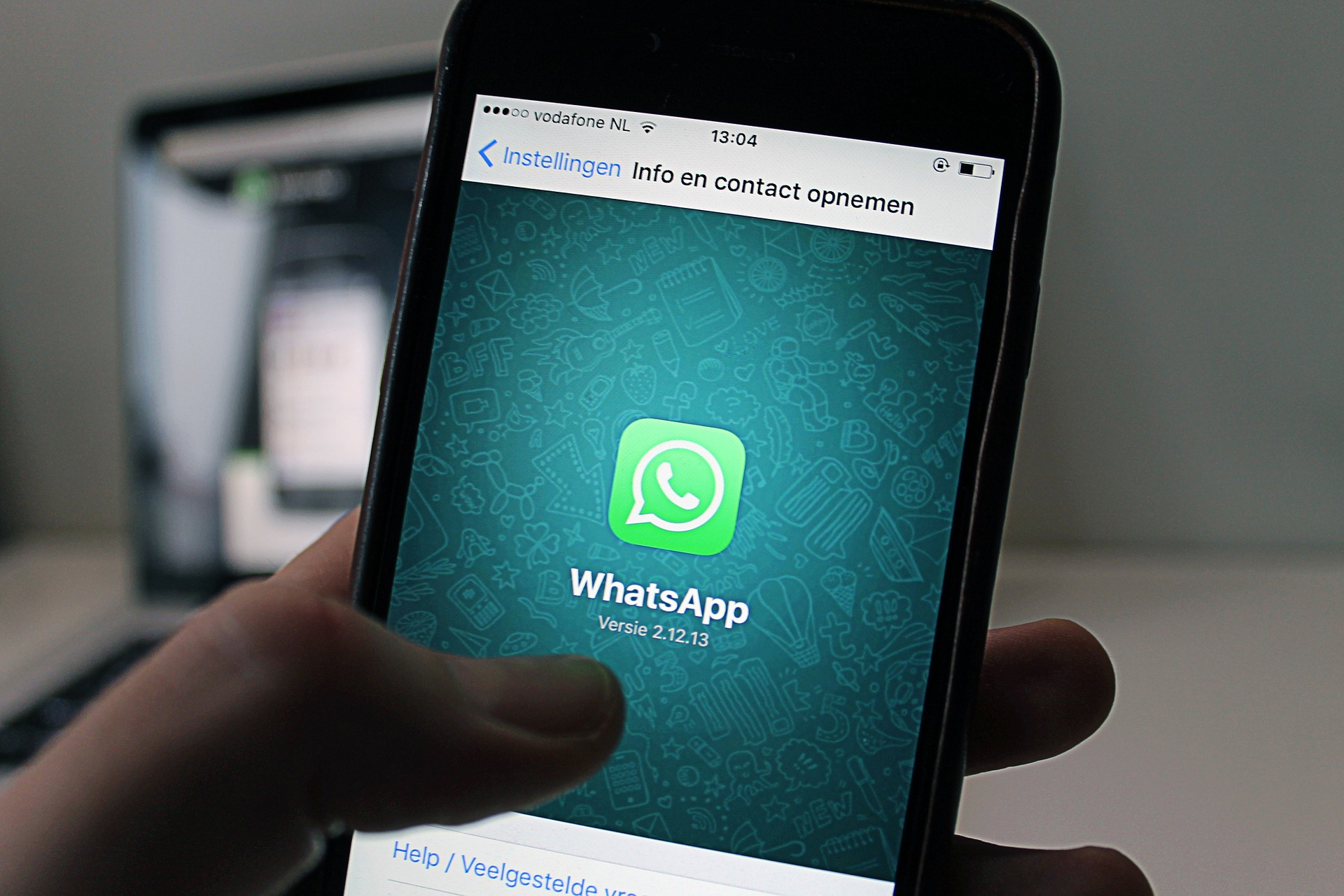 Whatsapp bloqueia contas no Brasil por irregularidade