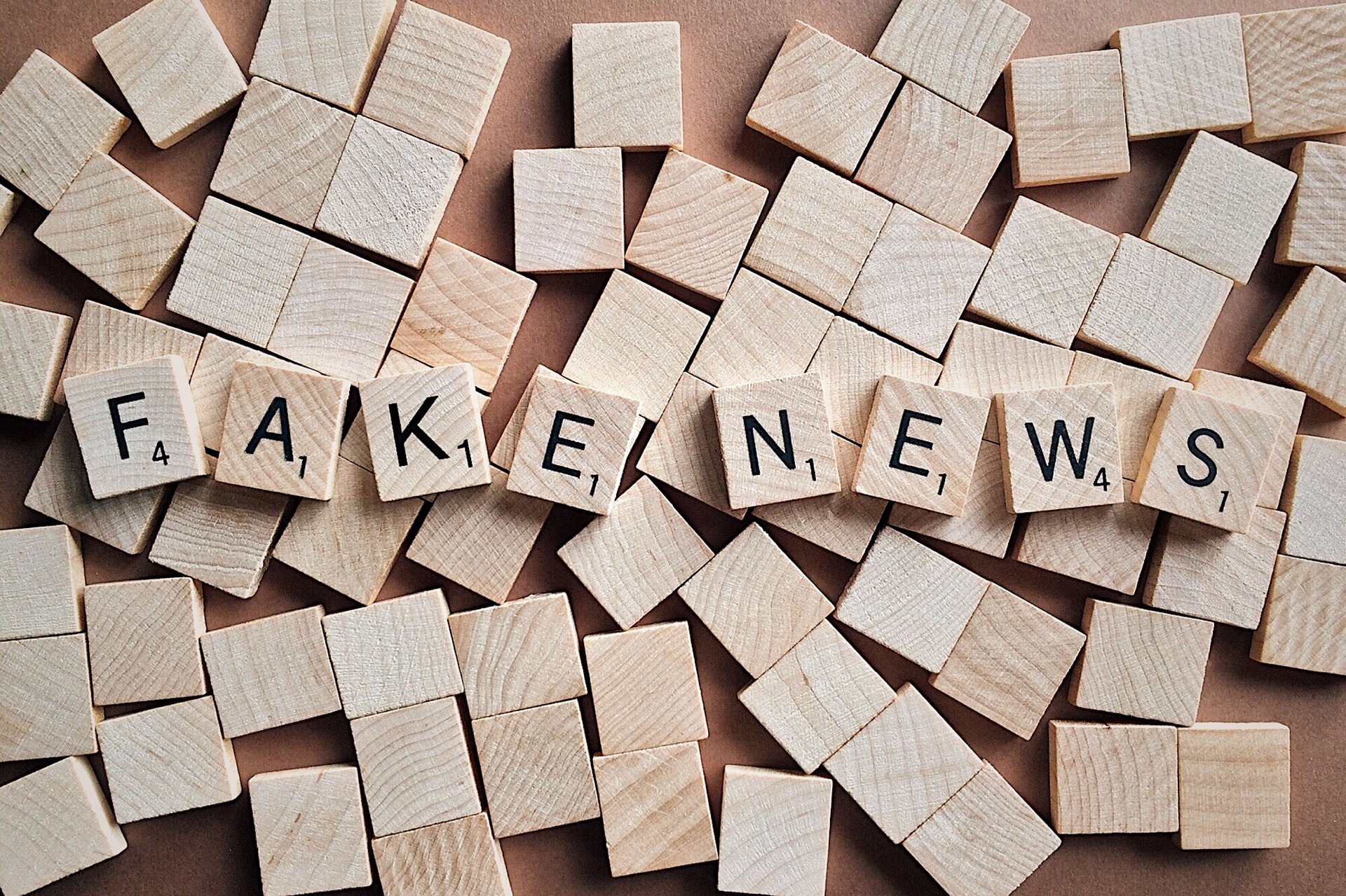 Para combater “fake news” no segundo turno TSE lança portal
