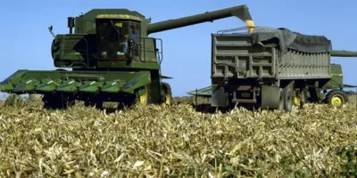 Plantio de soja e milho superam a produção do ano passado no Paraná, mesmo em menor ritmo