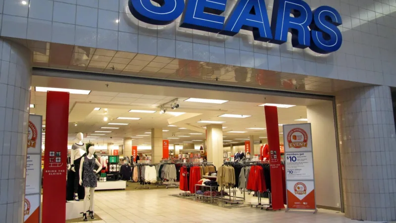 Sears entra com pedido de recuperação judicial nos EUA