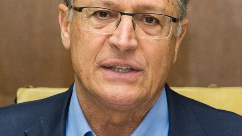 Alckmin insinua que Doria é traidor e covarde em reunião em Brasília, diz Folha de S.Paulo