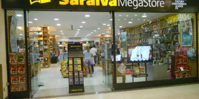 Saraiva (SLED3) pretende fazer grupamento de ações de 35 para 1; veja como ficam os valores