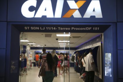 Caixa quer vender participação na Petrobras após recuperação de preços