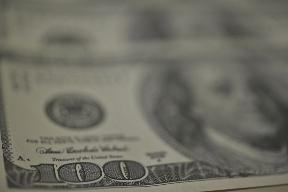 Dólar fecha em queda de 0,166%, a R$ 5,2319, com Fed e Copom