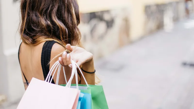 Vendas no varejo cresceram 5,2% em julho, aponta IBGE