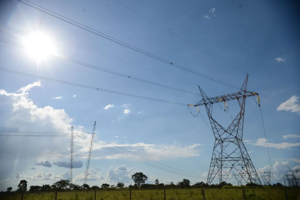 Coronavírus: setor elétrico pode sofrer impacto de até R$ 25 bi