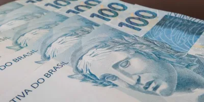O ano já está perdido para a economia, diz Mendonça de Barros