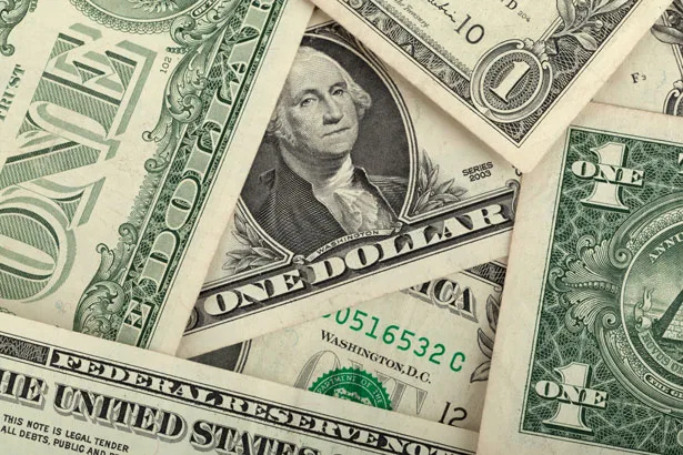 Dólar em queda de 1,046% com otimismo nos cenários interno e externo