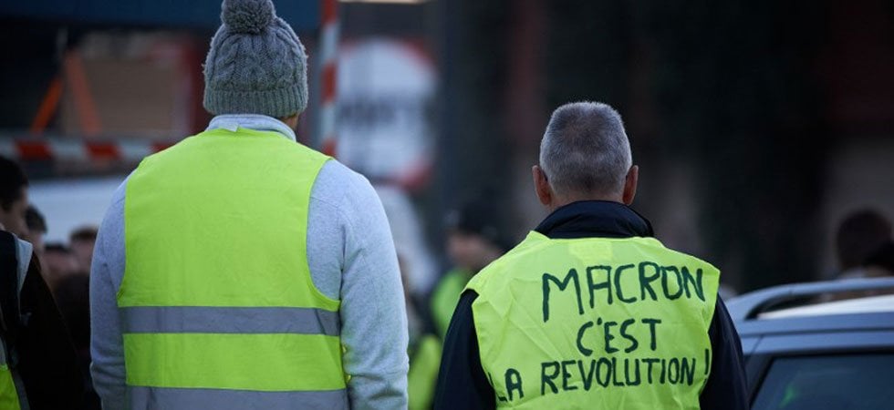 Protestos dos “coletes amarelos” acabam em confrontos em Paris