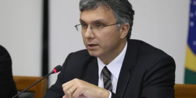Reajuste dado a ministros do STF terá impacto de 1,6 bi