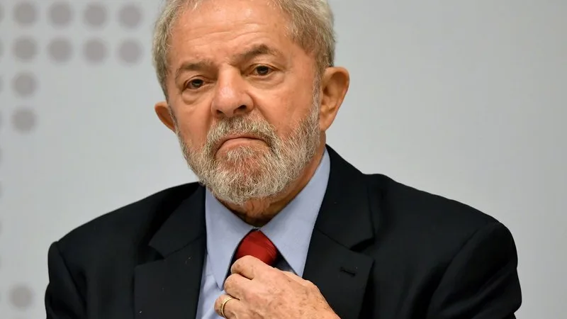 Triplex: Defesa de Lula diz que não foi avisada e pede que STJ adie julgamento