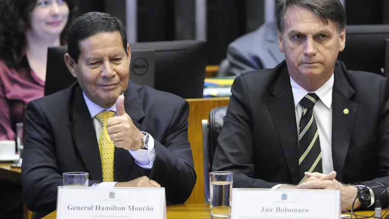 Previdência atual não passa de uma pirâmide financeira, diz Mourão