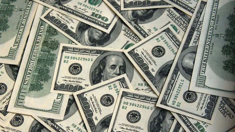 Após seis altas seguidas, dólar cai 1,114%; Euro encerra dia em queda