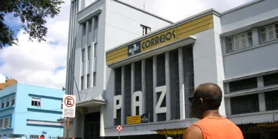 Correios pretende arrecadar milhões com a venda de 16 imóveis