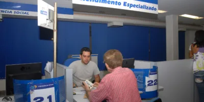 INSS incia pagamento de segunda parte do 13° salário para aposentados