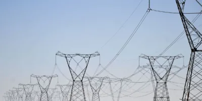 Consórcio Oliveira Energia Atem assume distribuição de energia elétrica no AM