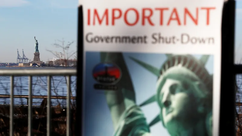 A Seguir: Paralisação do Governo Americano e Desemprego no Brasil