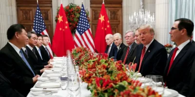EUA suspendem aumento de tarifas sobre produtos chineses por 90 dias