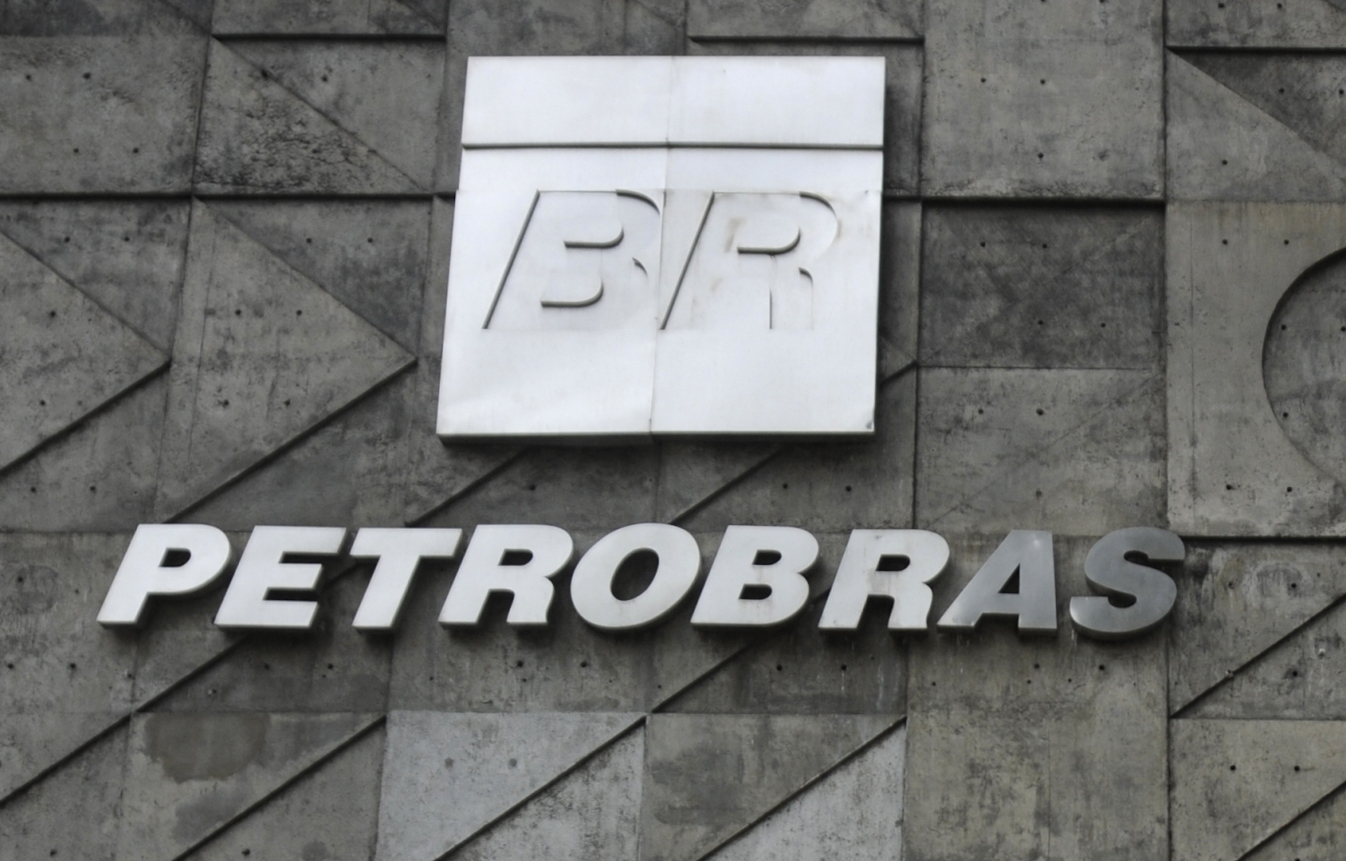 A Petrobras fechou a compra da plataforma P-71, em fase final de construção no Espírito Santo, por US$ 353 milhões