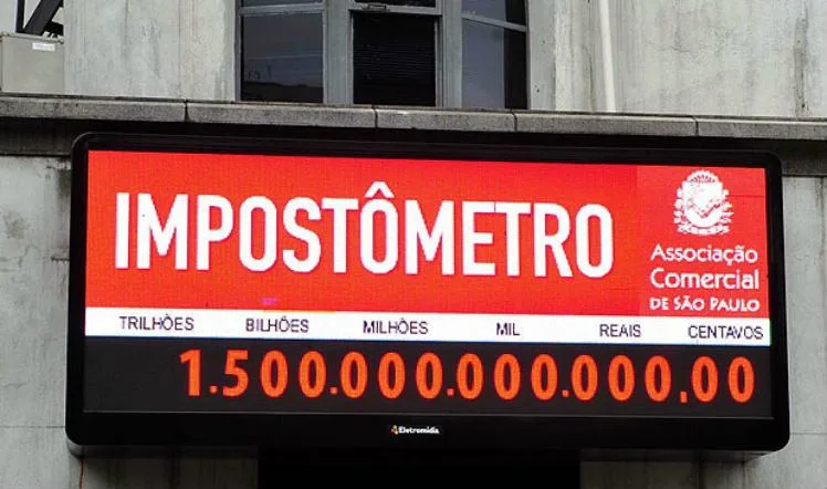 Carga tributária chega a 32,4% do PIB em 2017, maior nível em 4 anos
