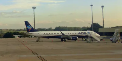Azul protocola nova proposta na Justiça para compra de operações da Avianca