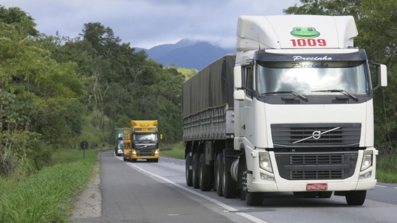 Governo de transição discute nova tabela de fretes