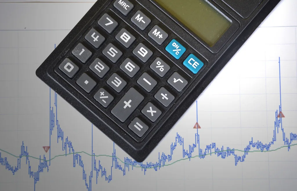 Boletim Focus eleva previsão da taxa Selic para 3% em 2021