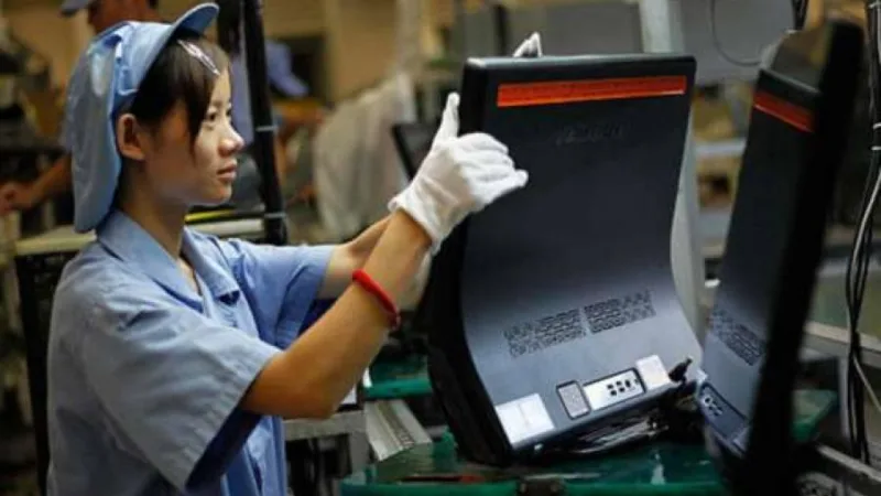 Produção industrial brasileira tem recuo de 1,3% em março, segundo IBGE