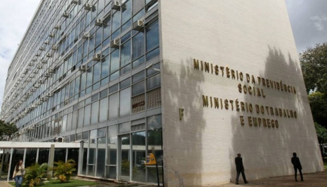 Governo Bolsonaro anuncia fim do Ministério do Trabalho